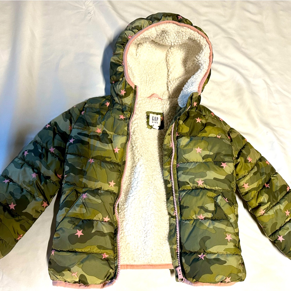 GAP Kids Sherpa/fleece-Lined Puffer Jacke